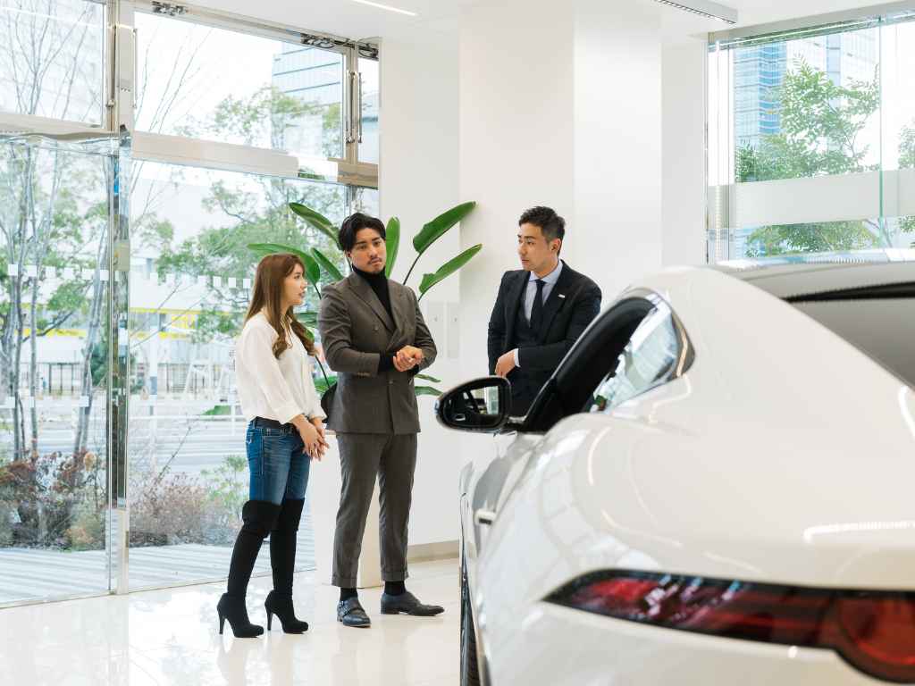 How to choose your first car